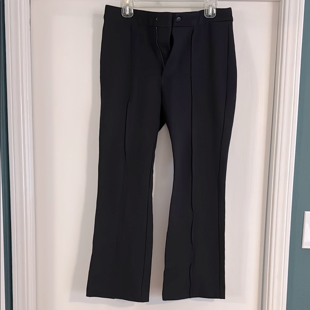 GAP ponte black kick-flare ankle pant, size 10
